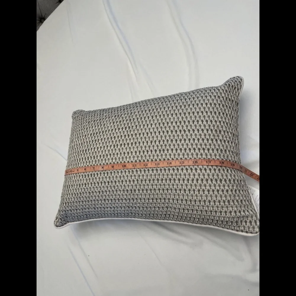 NWT‎ Hotel Collection Interlattice Embroidered Decorative Pillow